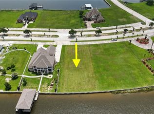 2077 Lakeshore Blvd S, Slidell, LA 70461