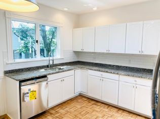 15 Rowell St #6, Dorchester, MA 02125
