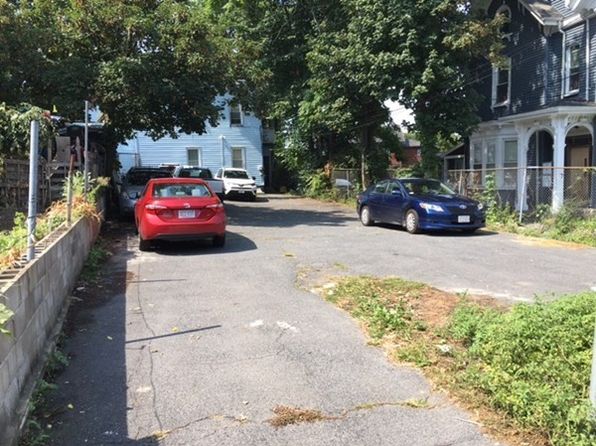 boston-massachusetts-2090659496 picture