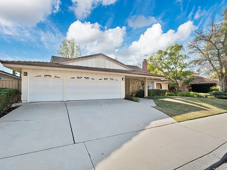 32022 Grenville Ct — Photo 26