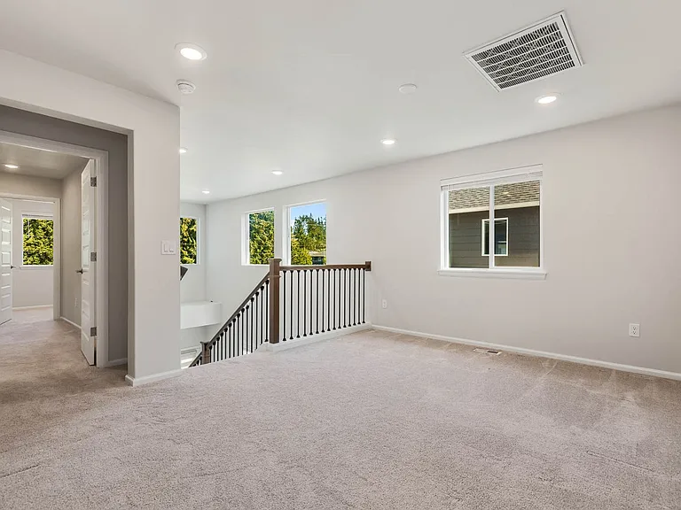 21112 42nd Dr SE — Photo 15