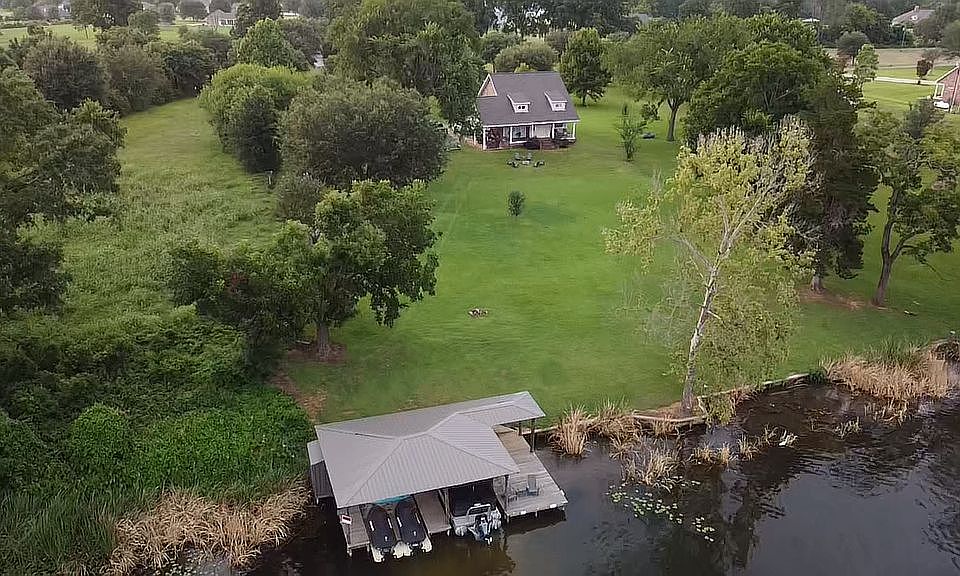 1st image of 286 Rose Hill Plantation Rd