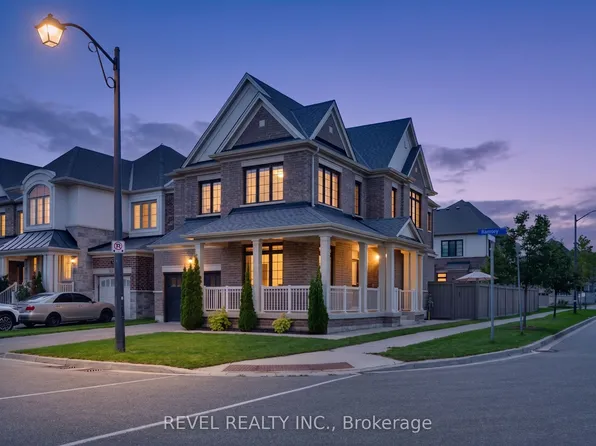 455 Ramsey Pl, Milton, ON L9E 1J6