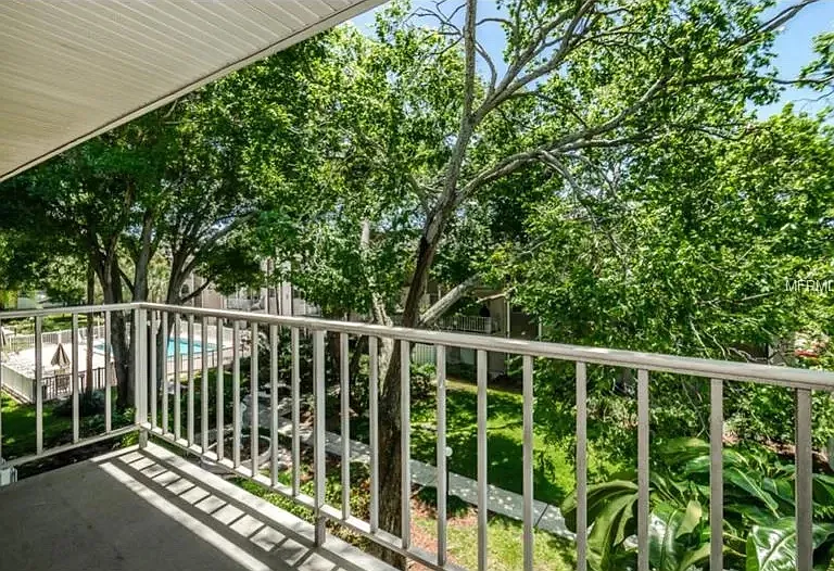 4610 W Gray St #301 — Photo 14