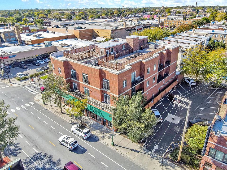 1st image of 3234 N Central Ave Unit 302