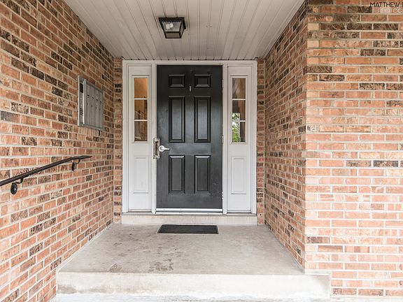 3rd image of 7286 Maplewood Ct Unit A