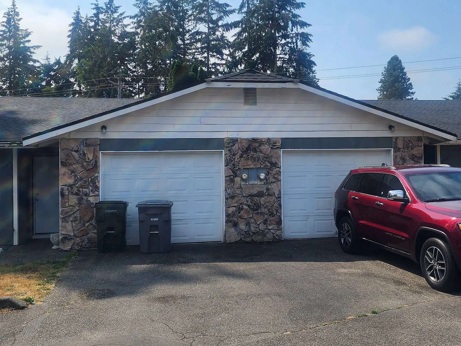 2 bed, 1008 sqft, $2,200 — Photo 1
