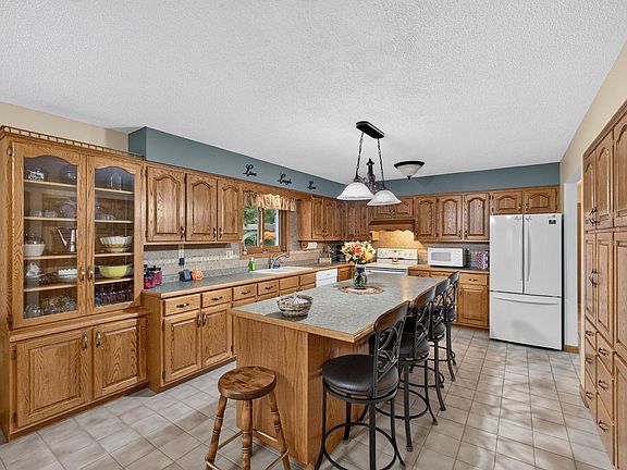 2nd image of 4221 WESLAN DRIVE