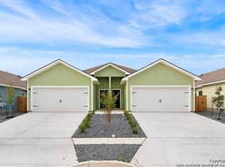 600-602 Grayson Ln, Seguin, TX 78155