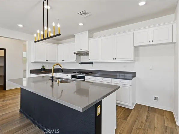 30348 Cedar Creek Way, Homeland, CA 92548