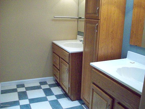 4th image of 122 S Hardy Dr APT 5