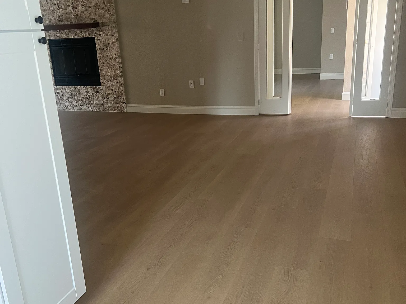 5 bed, 2157 sqft, $3,000 — Photo 3