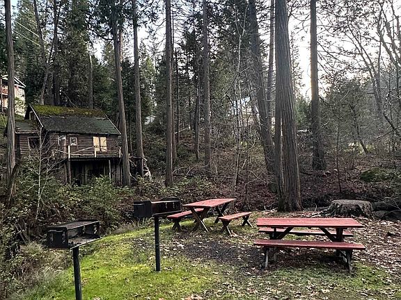 5th image of 22895 S Fork Rd