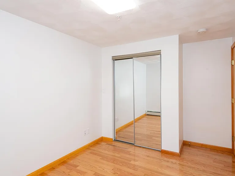 40 Rosewood Dr #40 — Photo 4