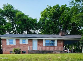 1010 Morris St, Sweetwater, TN 37874