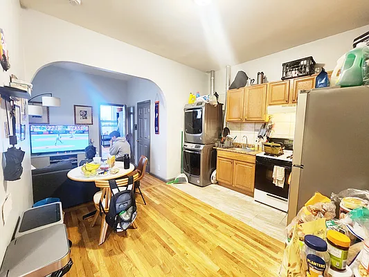 Rented by RELEASE NY | media 1