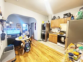 Rented by RELEASE NY