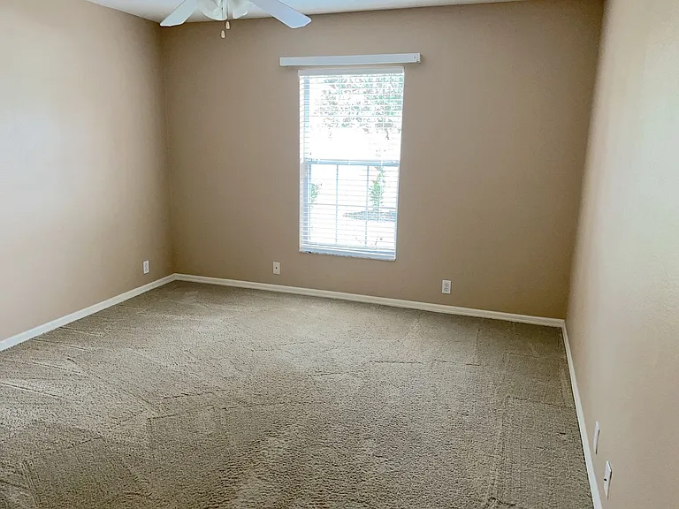 3233 Bellflower Way — Photo 6