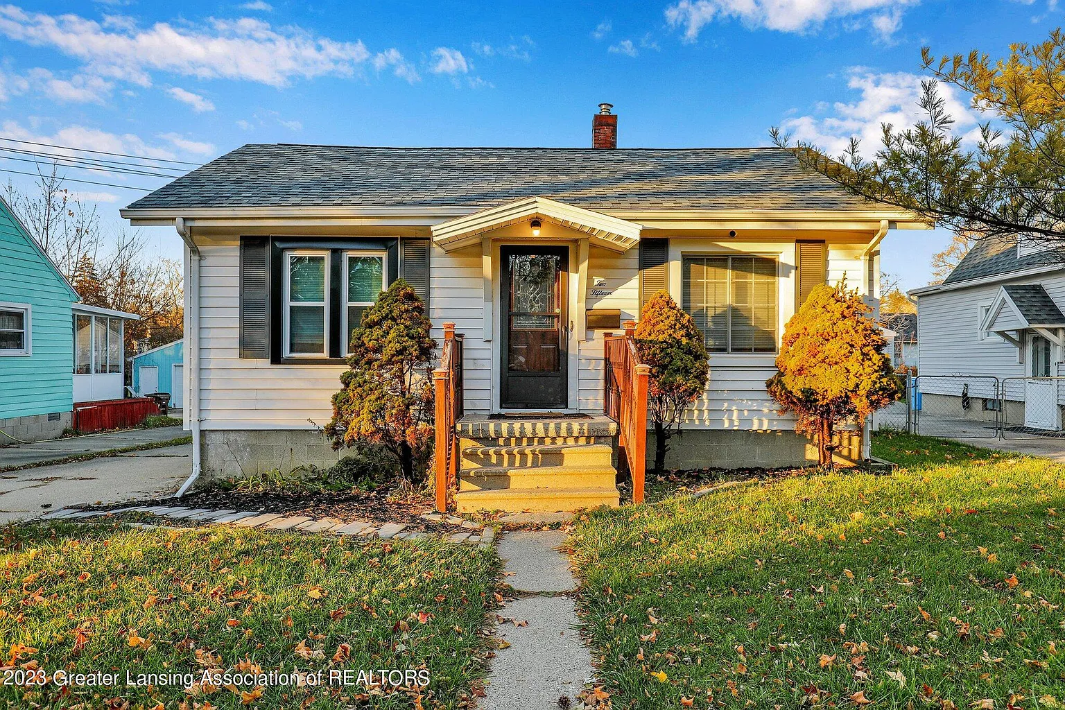 215 E Rouse St photo 1