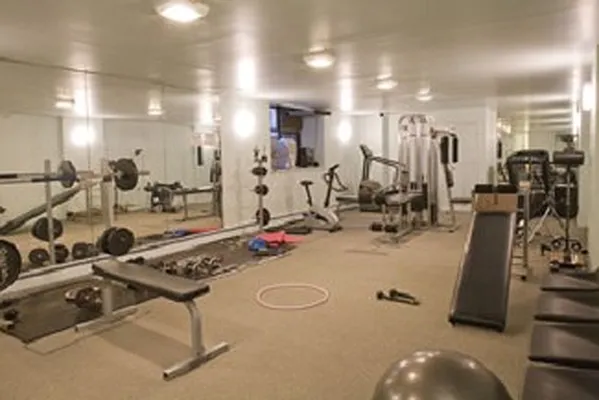 Rented by Corcoran | media 25