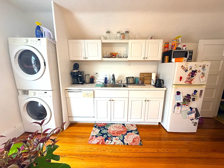 117 Rogers Ave #3 — Photo 10