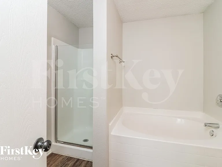 3900 Golden Horn Ln — Photo 14