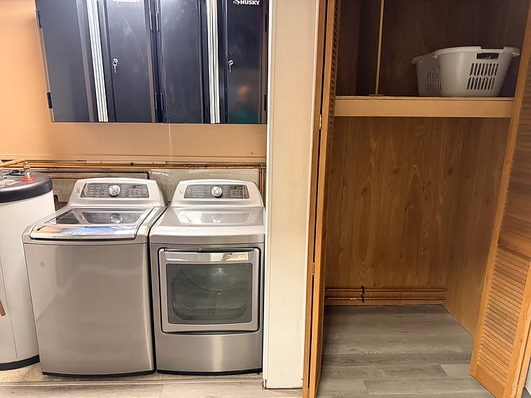 2540 Lord Baranof Dr — Photo 13