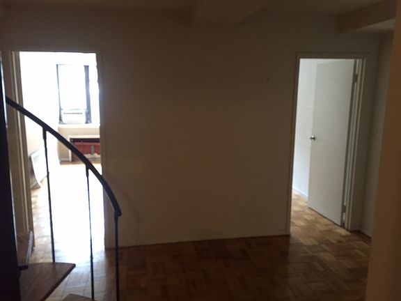 3rd image of 123 E 83rd St APT 3B