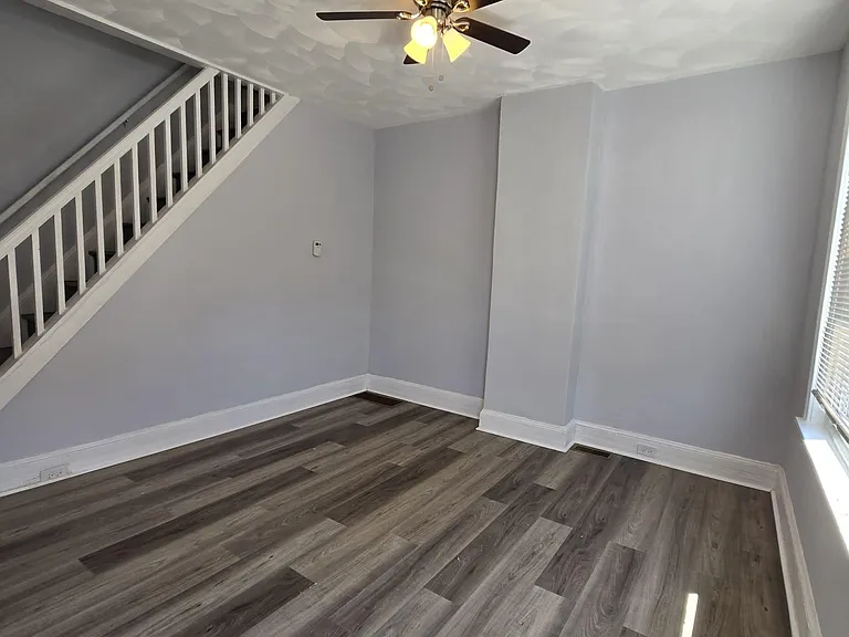 5441 Wakefield St — Photo 1