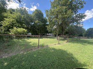 13017 County Road 102, Grandview, TX 76050