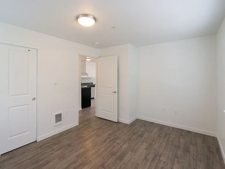 5624 SE 22nd Ave — Photo 11