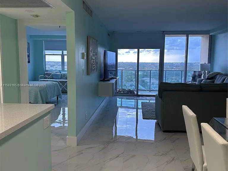 2501 S Ocean Dr #1530 — Photo 18