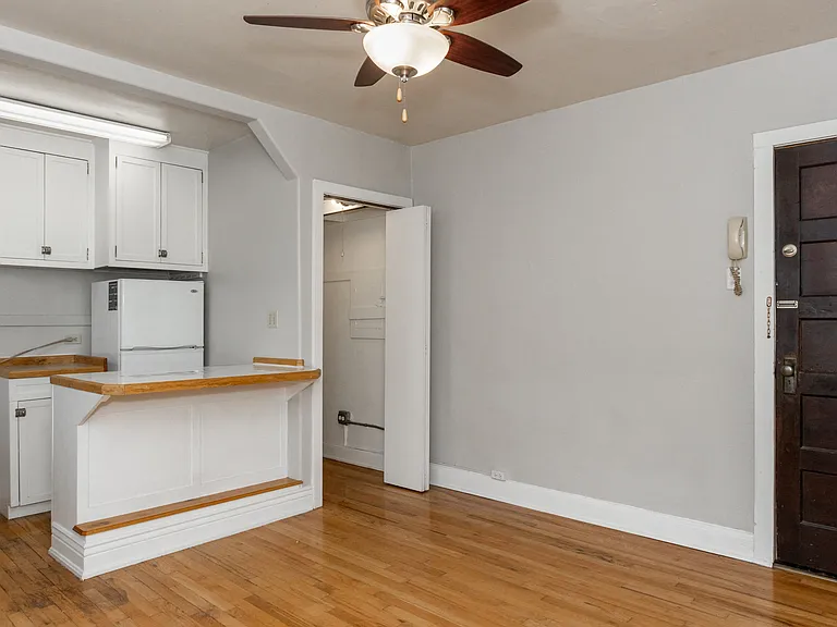 815 N Sherman St — Photo 12