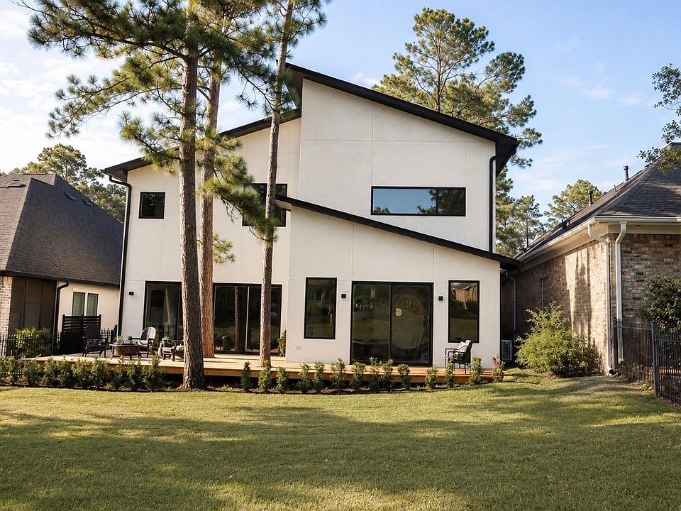 1st image of 36 Winthrop Hbr