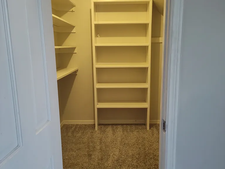 7817 S College Ave — Photo 10