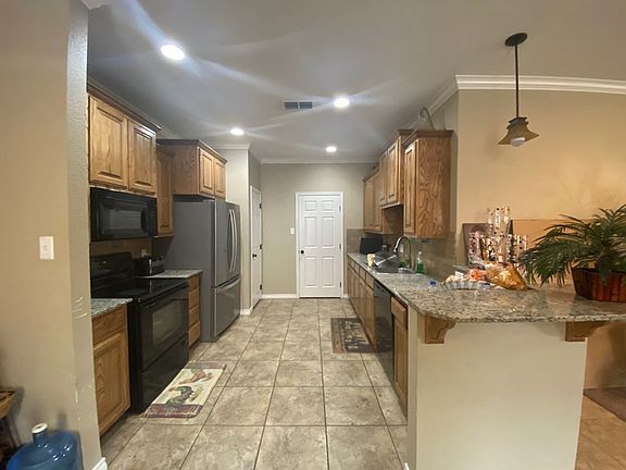 2nd image of 2421 W 34th St