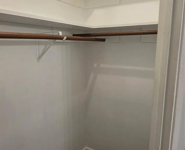 2204 Mimosa Ct — Photo 17
