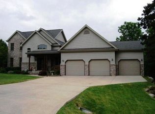 W9169 Bluewaters Pass, Cambridge, WI 53523