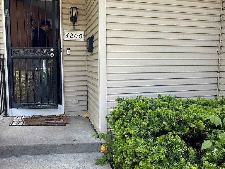 4202 Flora Ave #4200 — Photo 19