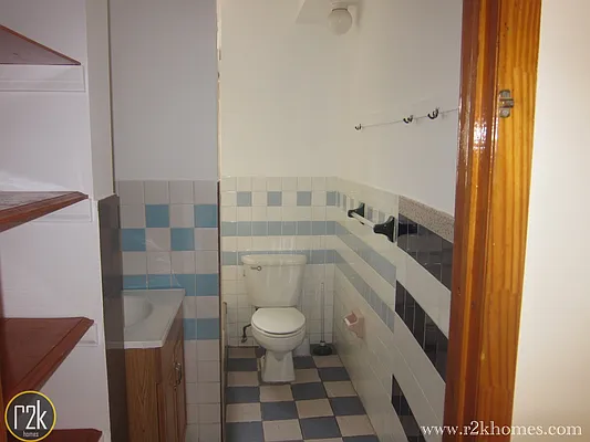 Rented by Realty 2000 Corp | media 10