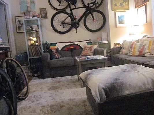 5th image of 14 Scholes St APT 1
