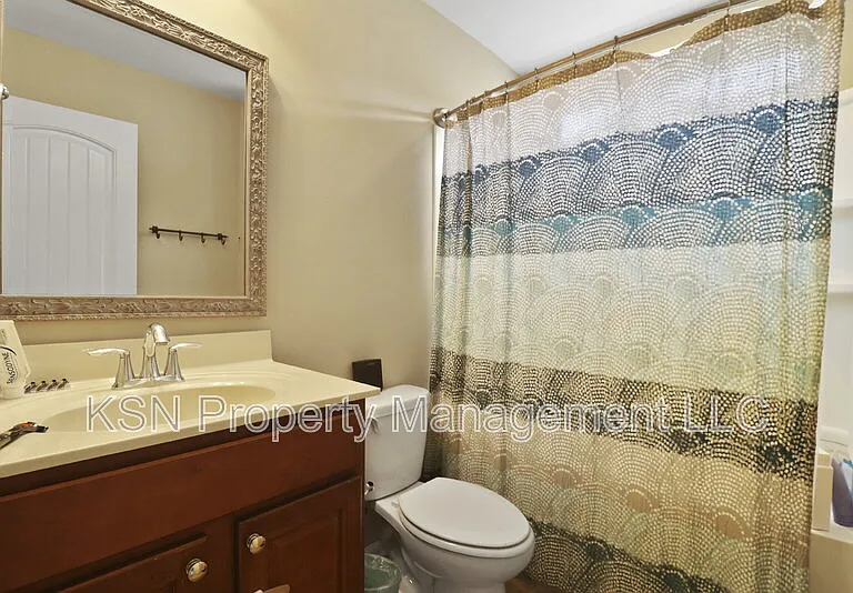 144 Tahoe Dr — Photo 36