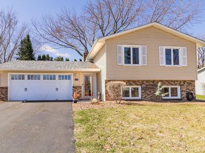 12025 Jasper Ln, Eden Prairie, MN, 55347