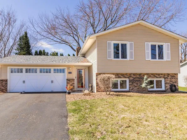 12025 Jasper Ln, Eden Prairie, MN 55347