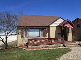 352 State St, Sheboygan Falls, WI 53085