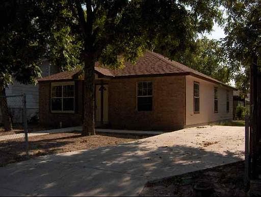 2nd image of 156 N SAN IGNACIO ST
