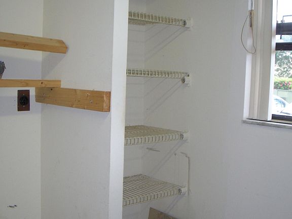 4th image of 8881 Fontainebleau Blvd #107