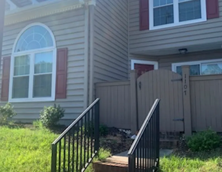 1107 Settlement Dr #1 — Photo 1