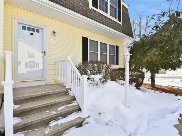27 Hyde Ave, Pawtucket, RI 02861