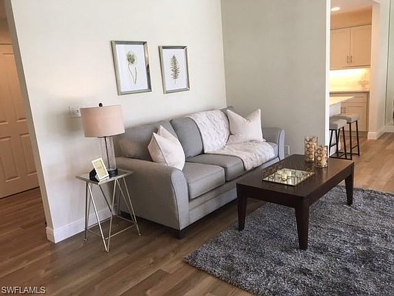 5th image of 776 Eagle Creek Dr APT 202